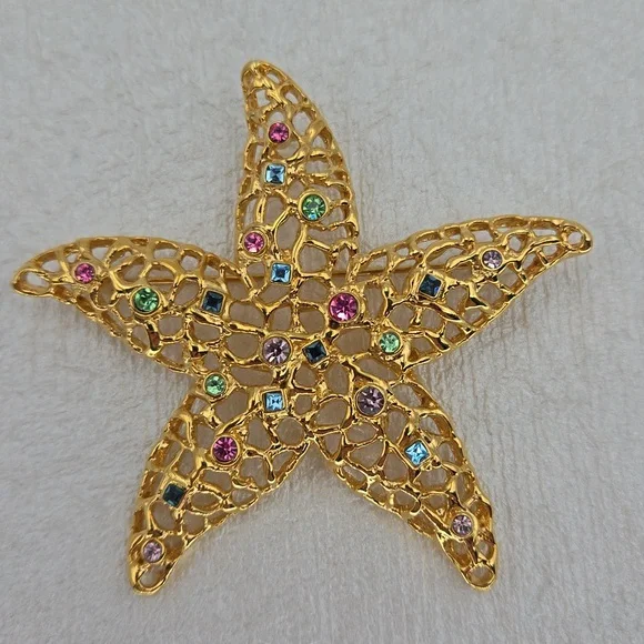 Rhinestone Starfish Brooch - Picture 3 of 5
